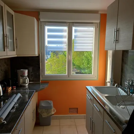 Apartman L'escale Champenoise , Wifi Garage Parking Prive Gratuit Châlons-en-Champagne